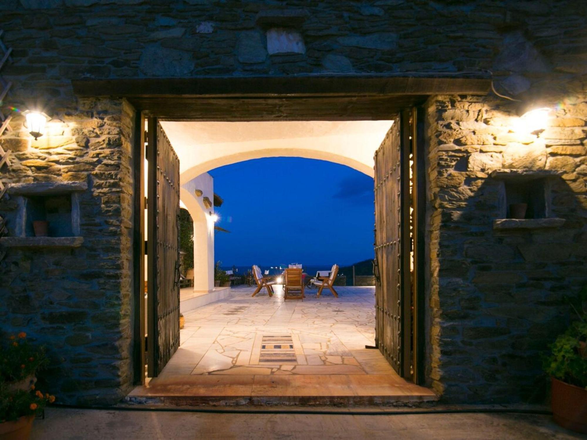 Saronic Citadel Seaside Villa Salamis Exterior photo